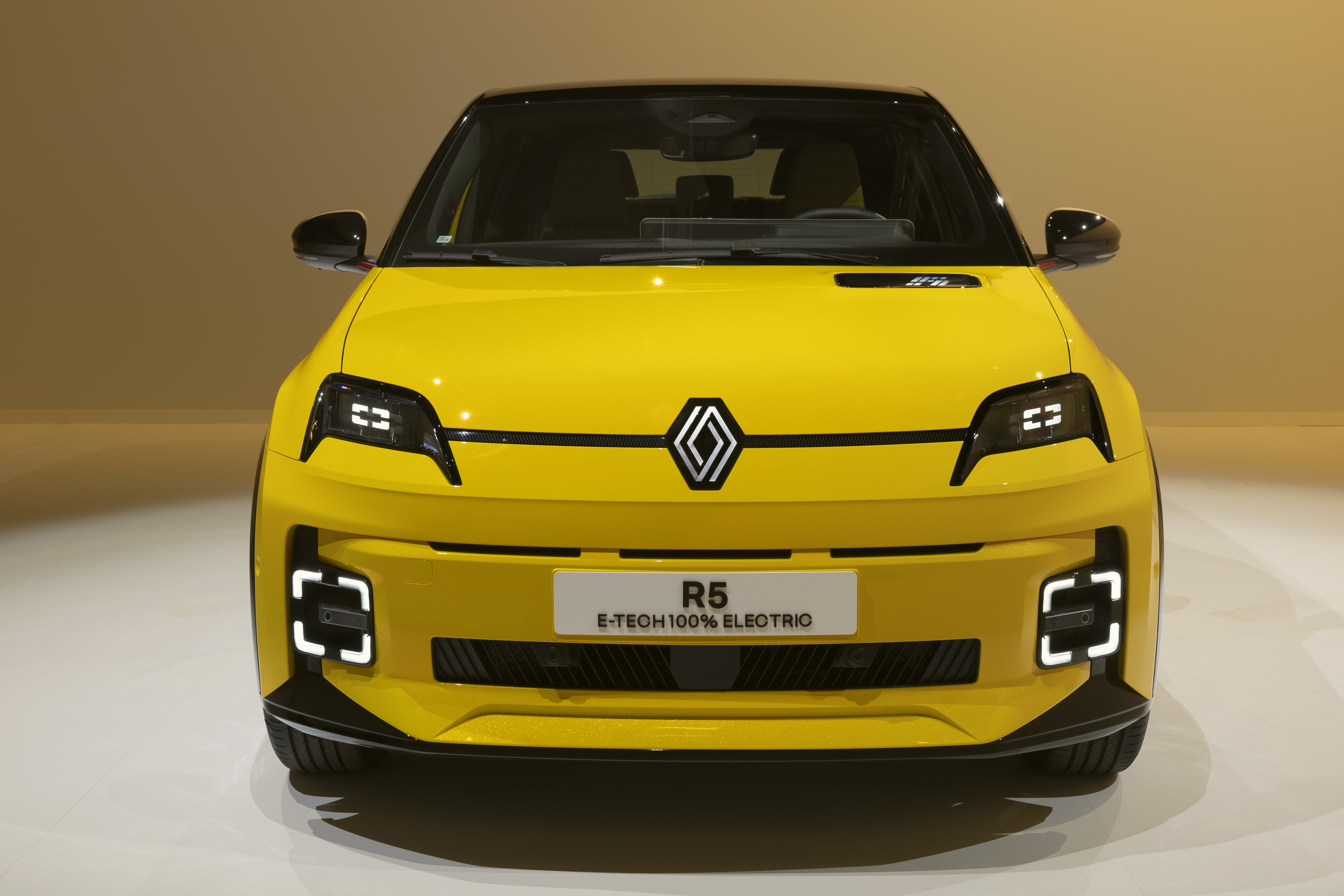 Novo Renault 5 E-Tech review: vale a pena o elétrico retro da Renault?